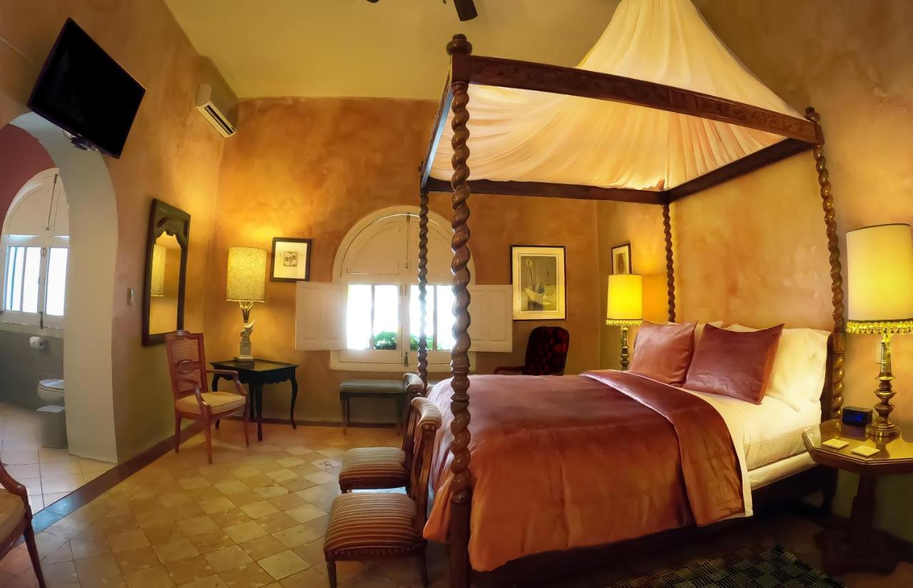 La Perla Hotel Boutique B&B Guadalajara Esterno foto