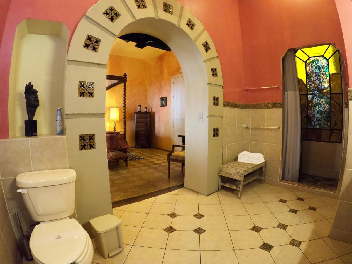 La Perla Hotel Boutique B&B Guadalajara Esterno foto